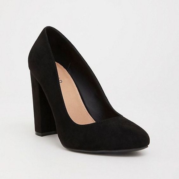 torrid Shoes - Torrid Black Faux Suede Pump 9.5W